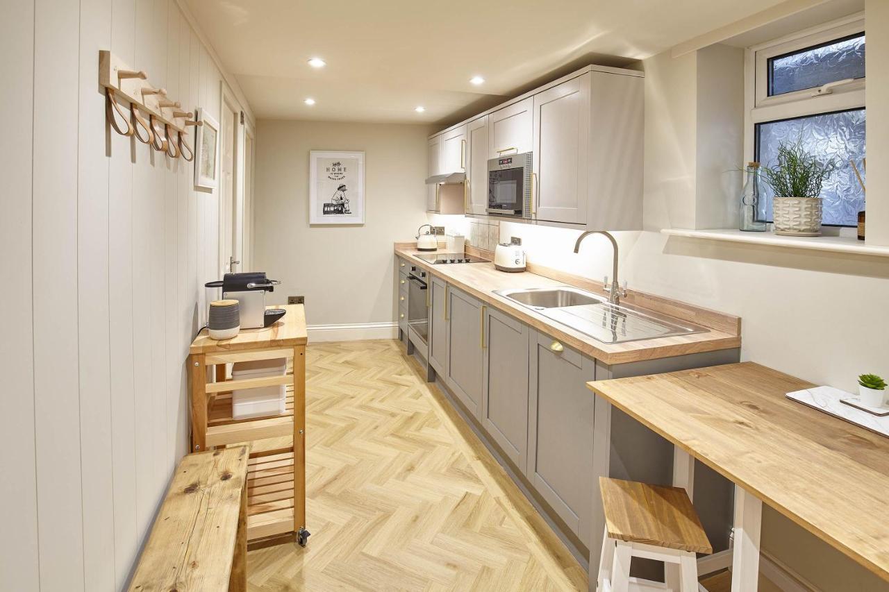Host & Stay - The Salt Nook Уитби Экстерьер фото
